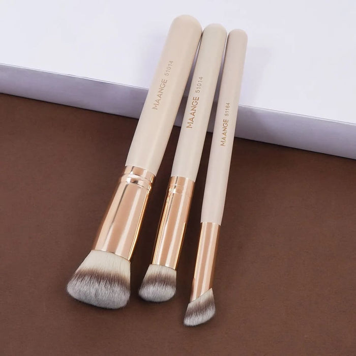 5pc Makeup Brush And Puff Set For Eyes Face