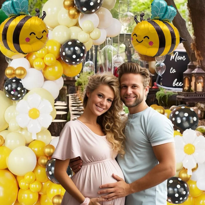 141Pcs Bumblebeeballoon Wreath Set Bee Balloon Arch For Sweet Bee Festival Party Gender Reveal Birthday Decoration Surprise Party