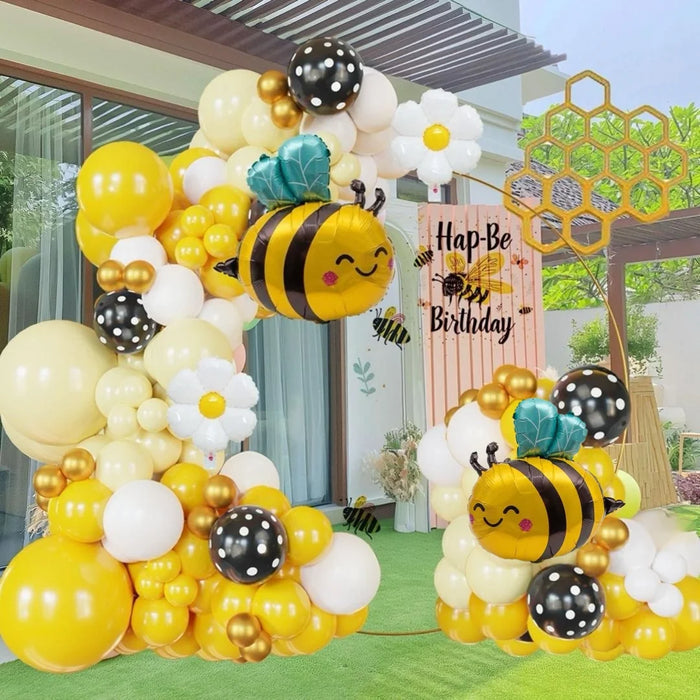 141Pcs Bumblebeeballoon Wreath Set Bee Balloon Arch For Sweet Bee Festival Party Gender Reveal Birthday Decoration Surprise Party