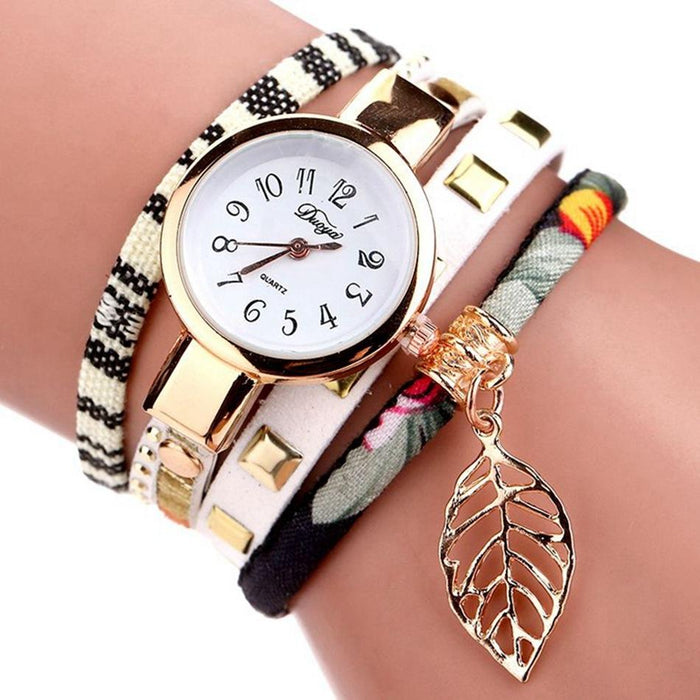 Women Quartz Bracelet Watch With Leaf Shape Pendant