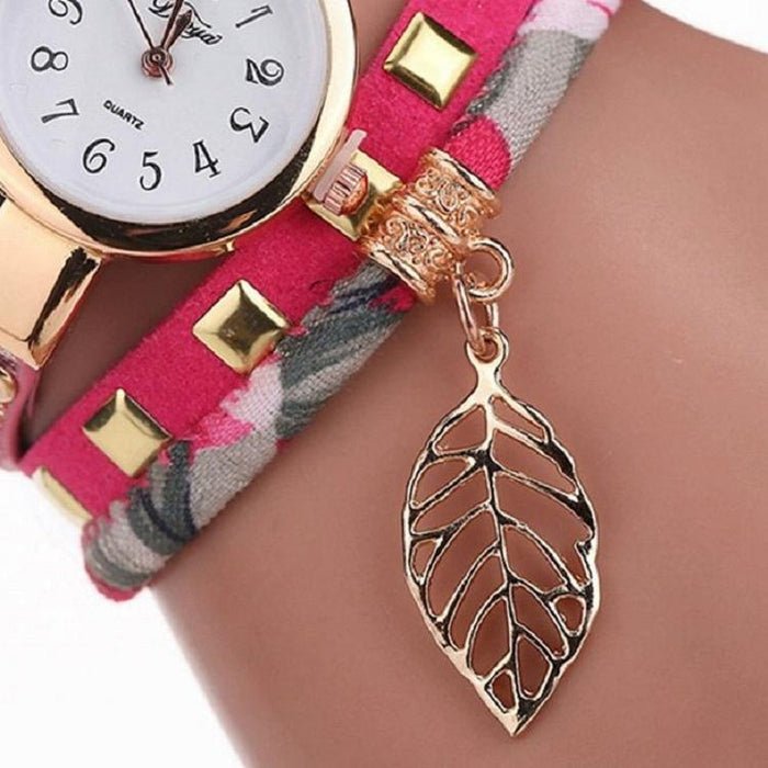 Women Quartz Bracelet Watch With Leaf Shape Pendant