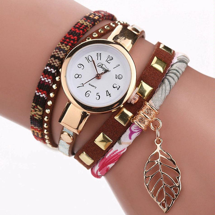 Women Quartz Bracelet Watch With Leaf Shape Pendant