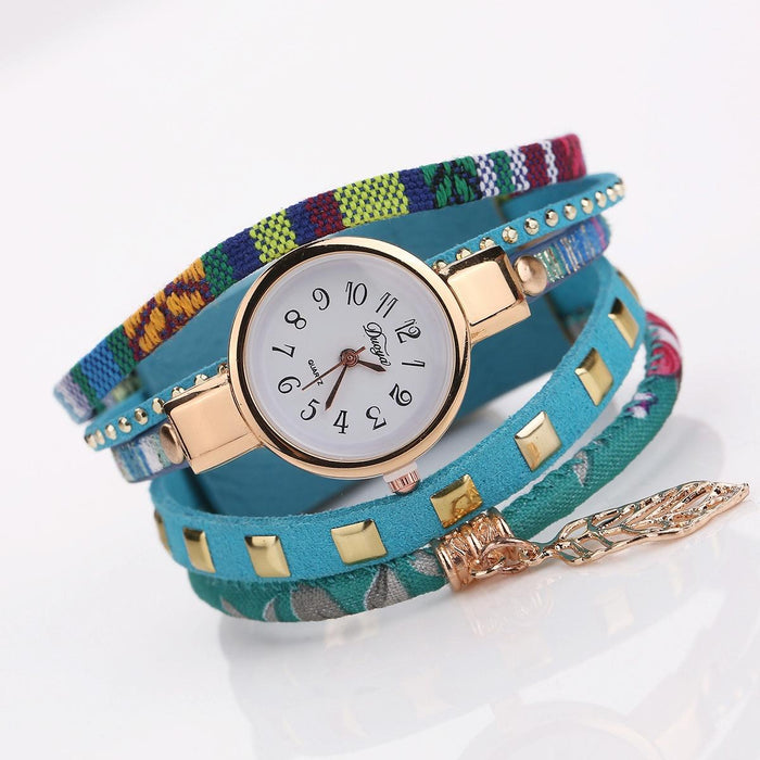 Women Quartz Bracelet Watch With Leaf Shape Pendant