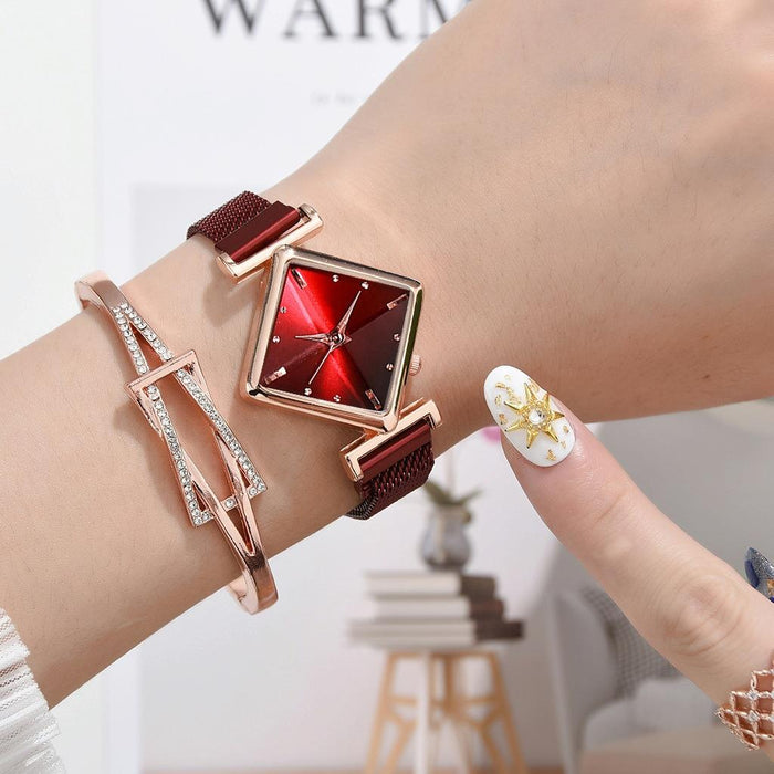 Women Diamond Dial Quartz Watch Red & Bracelet