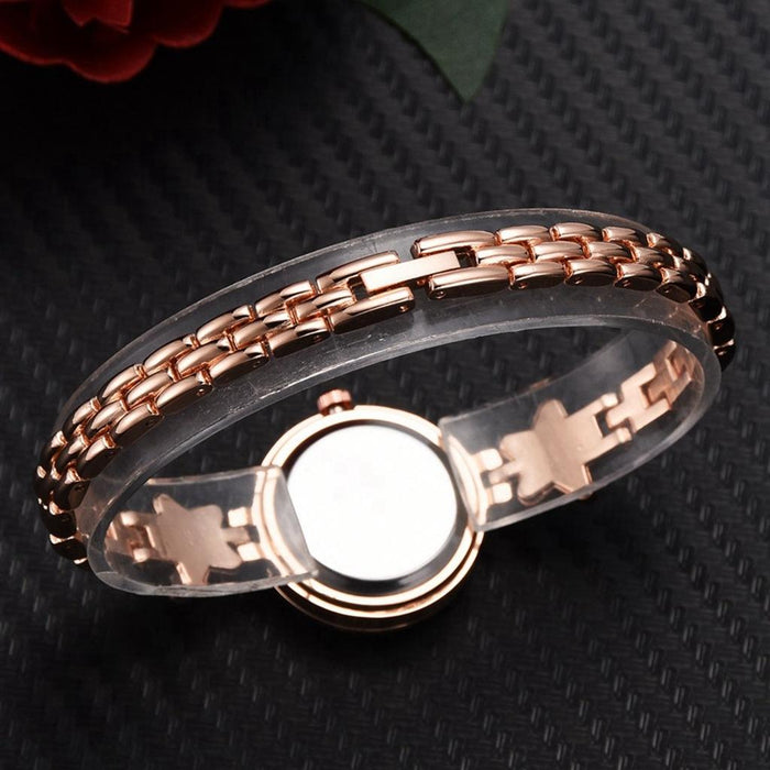 P866 Diamond Five-Pointed Star Bracelet Women Alloy Quartz Watch