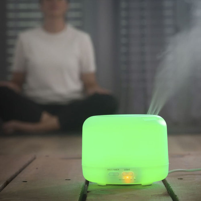 Aroma Diffuser Humidifier With Multicolour Led Steloured