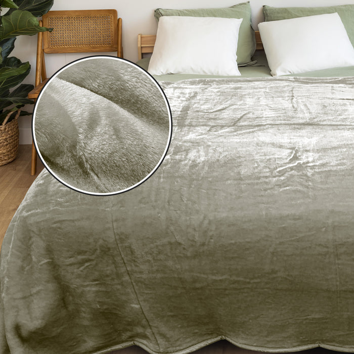 Xl Double-Sided Oversized Faux Mink Blanket 305X305Cm Olive