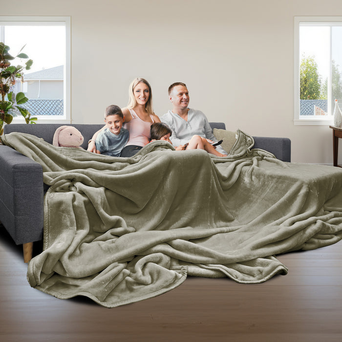 Xl Double-Sided Oversized Faux Mink Blanket 305X305Cm Olive