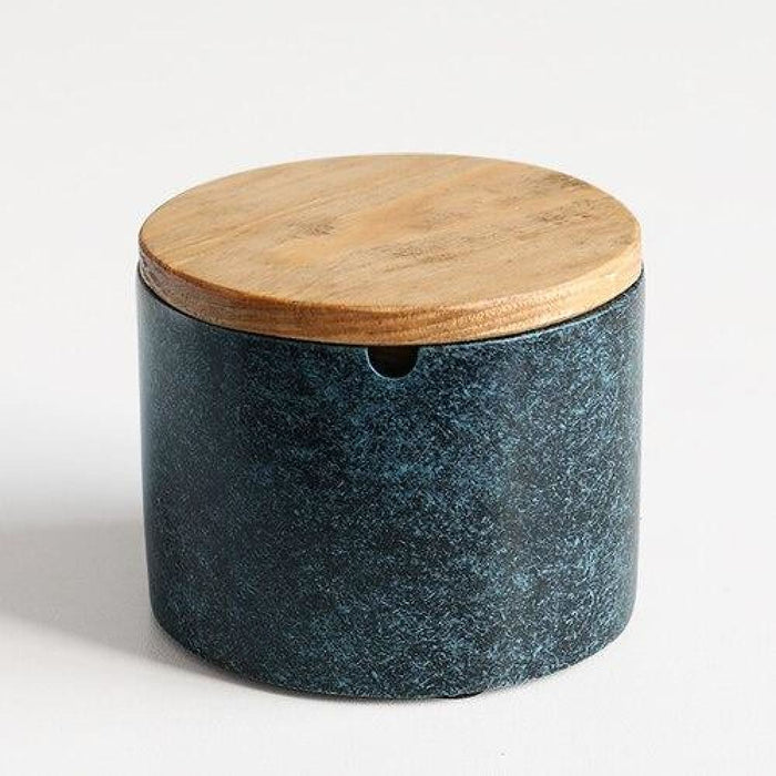 Resin Portable Ashtray With Lid For Office Hotel