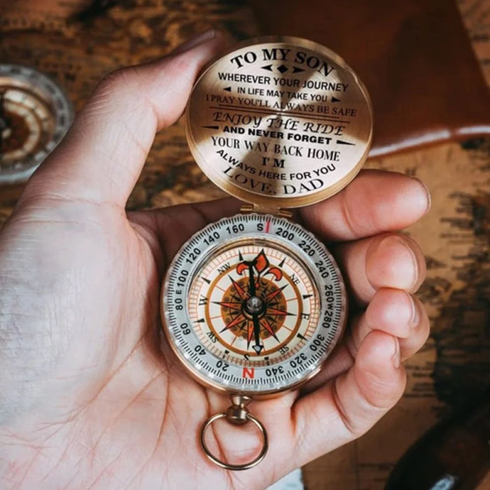 Vibe Geeks Retro Designed Outdoor Traveling Compass