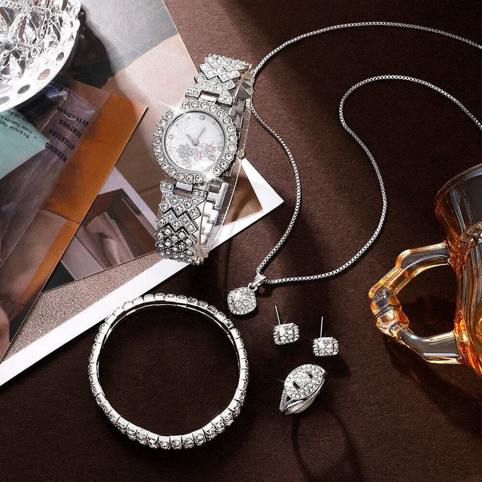 Women Luxury Rhinestone Quartz Watch Hiphop Fashion Casual