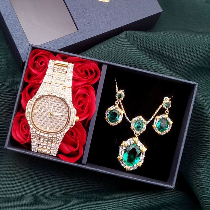 Womens Full Diamond Quartz Watch Retro Green Gemstone